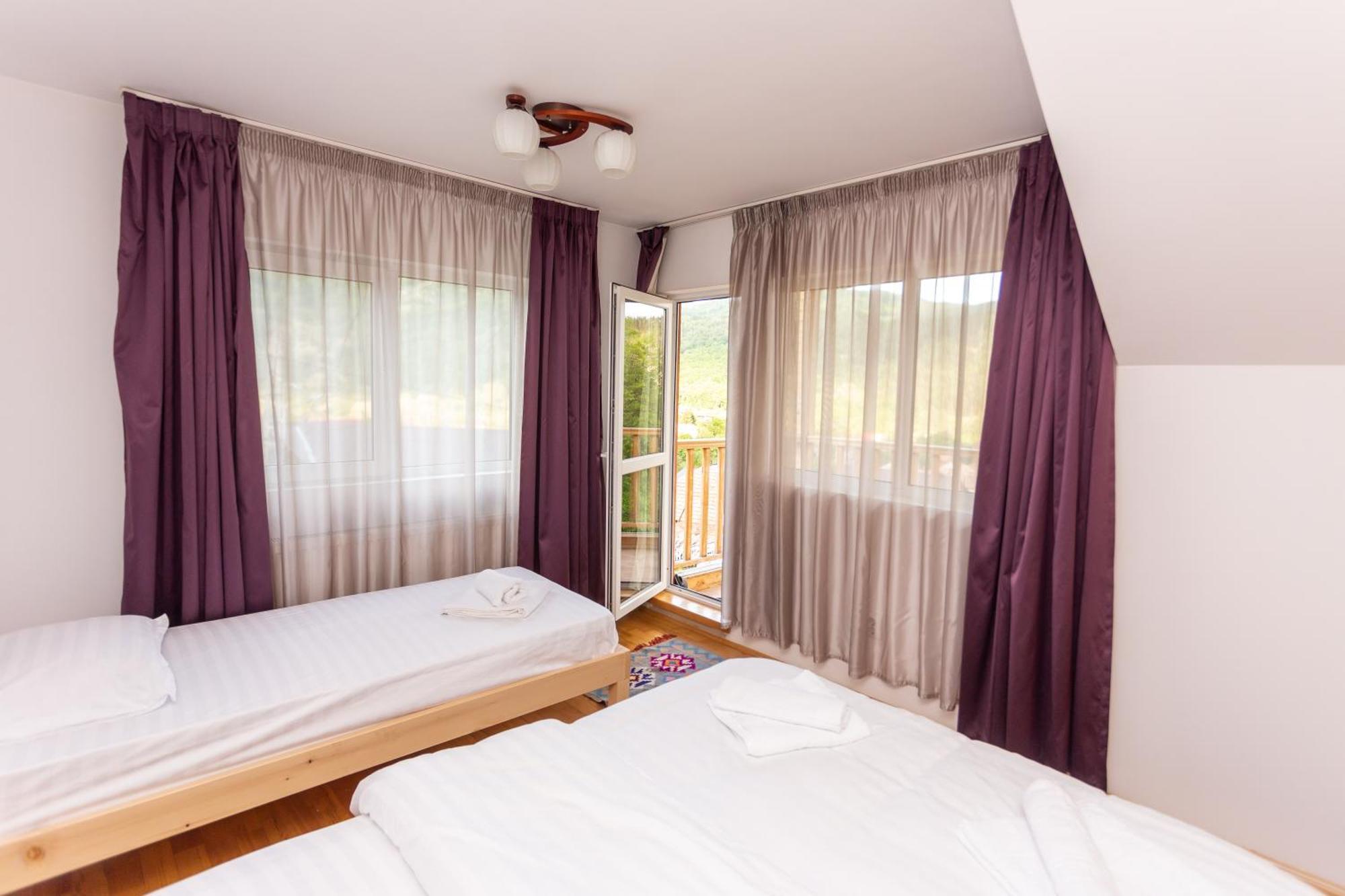 Casa Rumelia Paltineni Ngoại thất bức ảnh