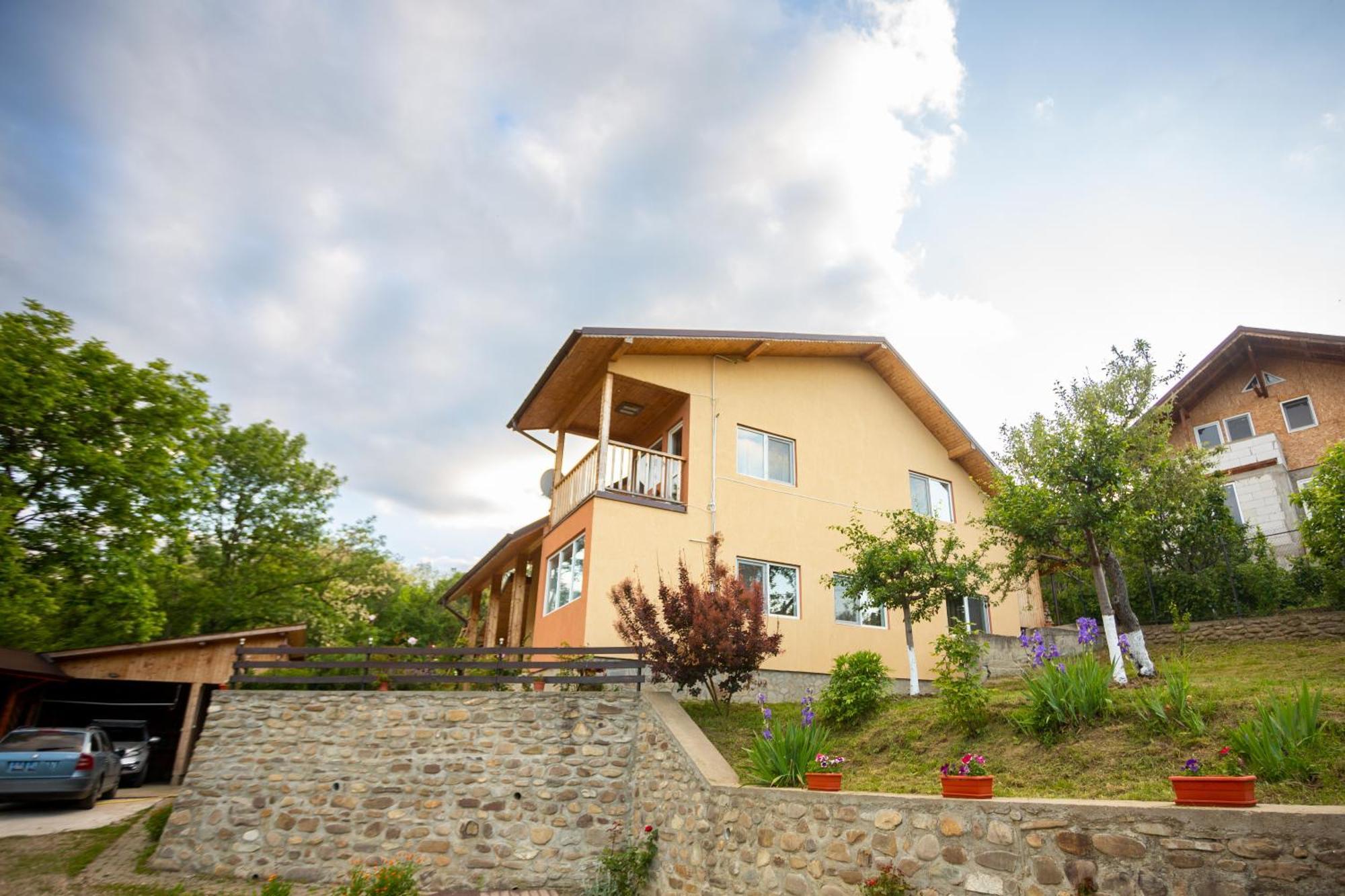 Casa Rumelia Paltineni Ngoại thất bức ảnh
