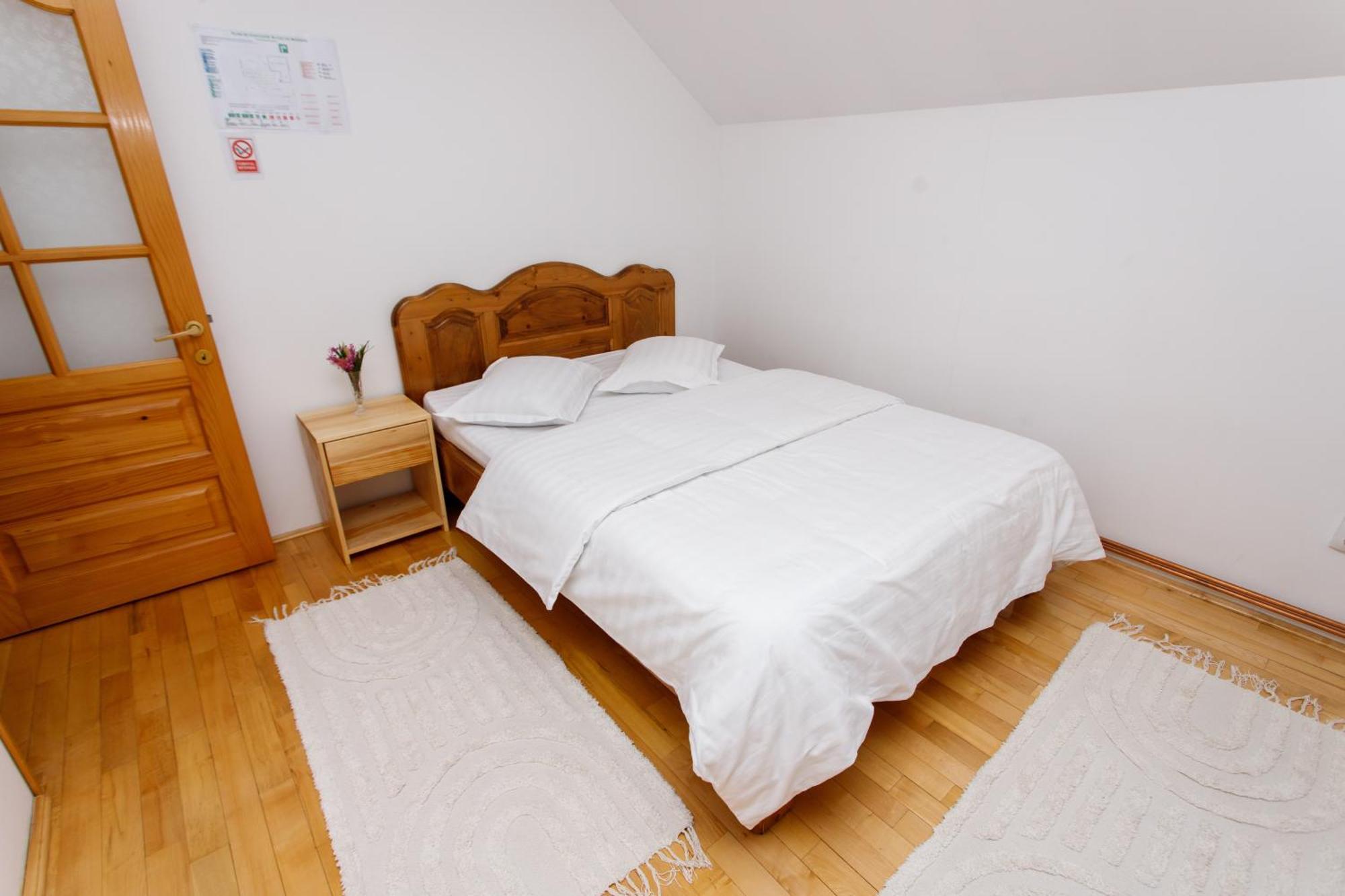 Casa Rumelia Paltineni Ngoại thất bức ảnh