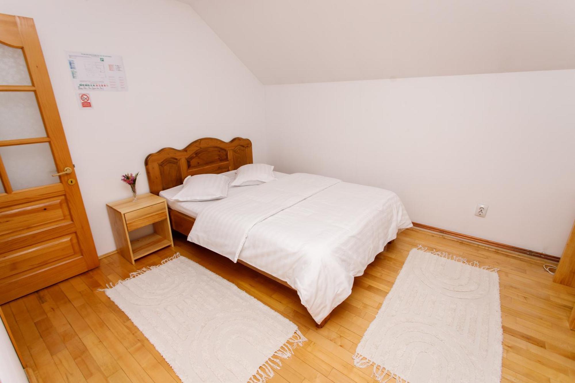 Casa Rumelia Paltineni Ngoại thất bức ảnh